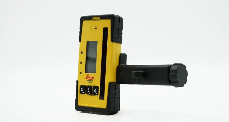 Leica Rod Eye 140 Classic Receiver 789923 with bracket right