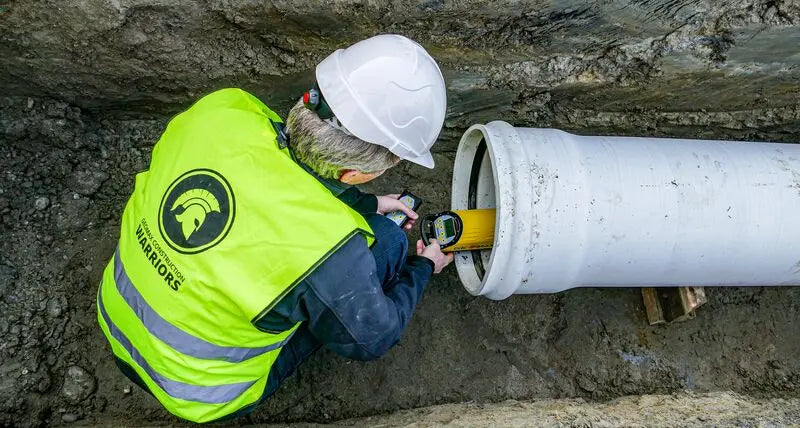 GeoMax Zeta125 Series Pipe Laser