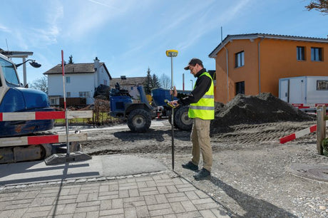 GeoMax Zenith16 GNSS Receiver In The Field