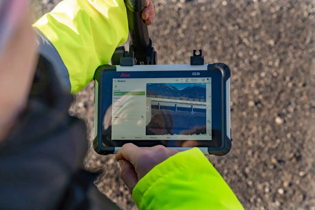 Leica CS30 Field Controller 