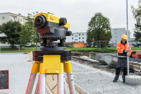 Leica NA500 Series Automatic Level Application