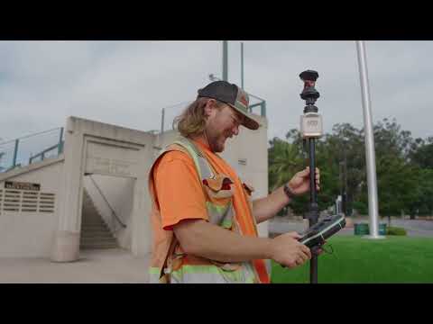 Leica AP20 AutoPole Kit | PoleHeight, Tilt Compensation, and Target ID Options